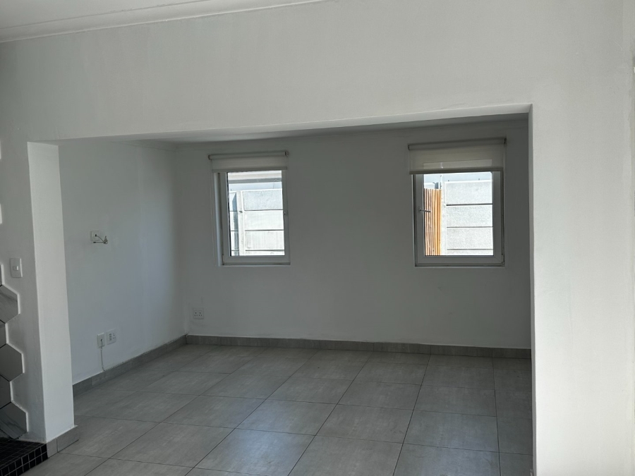 3 Bedroom Property for Sale in Table View Western Cape